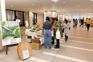 【東京駅直結/毎週金曜開催】食品・雑貨に最適!東京駅と丸の内をつなぐ地下通路のマルシェスペース『丸の内行幸マルシェ』