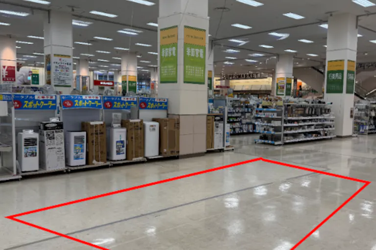 【イオン三川店】中央通路2 販促プロモーションに最適なスーパー店内催事イベントスペースの画像2