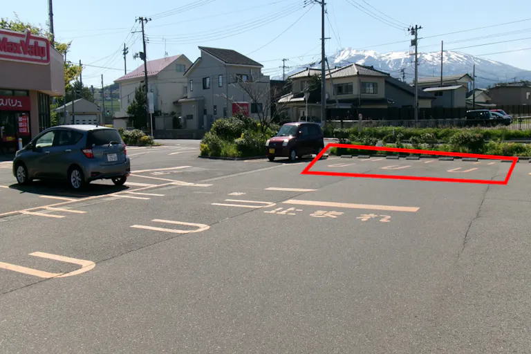 【マックスバリュ武道島店】駐車場 販促プロモーションやキッチンカー出店に最適なスーパー店外催事イベントスペースの画像2