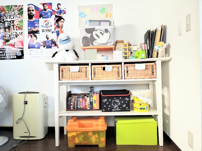 【無料備品】空気清浄機、文房具など