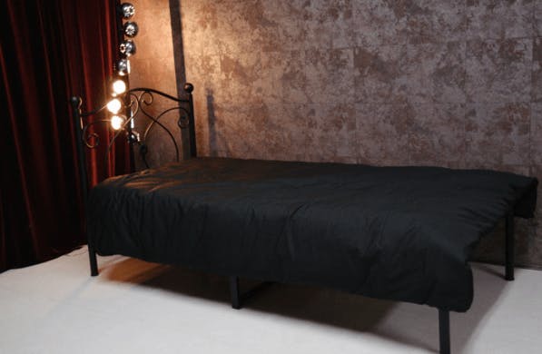 【なんば駅5分】展示会や撮影に適したモダンでシックな雰囲気のスタジオスペース