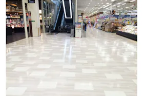 【イオンモール京都五条】1F イオン南入口(エスカレーター側)