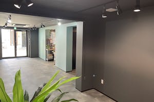 【高円寺駅4分】ポップアップ人気のカフェ併設路面店!店舗什器がかなり豊富!!