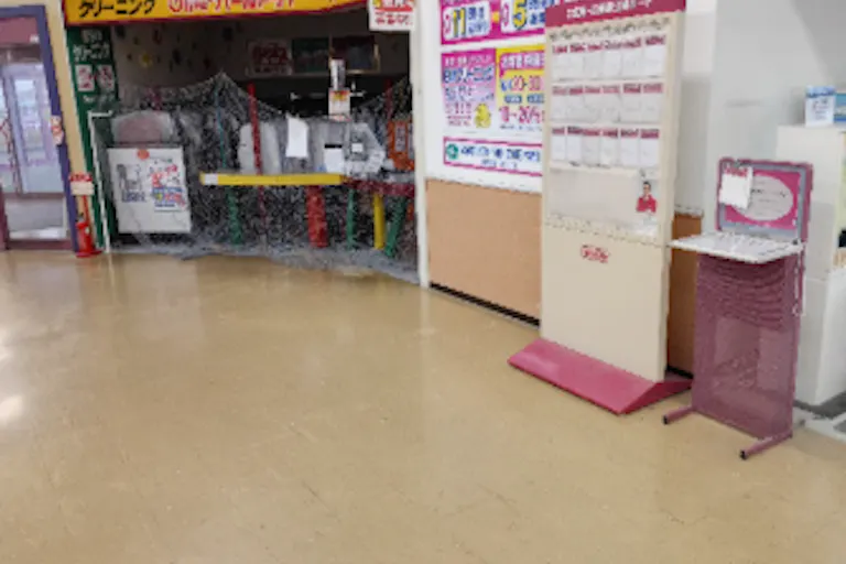 【マックスバリュ紫波店】クリーニング店横スペース 販促プロモーションに最適なスーパー店内催事イベントスペースの画像4