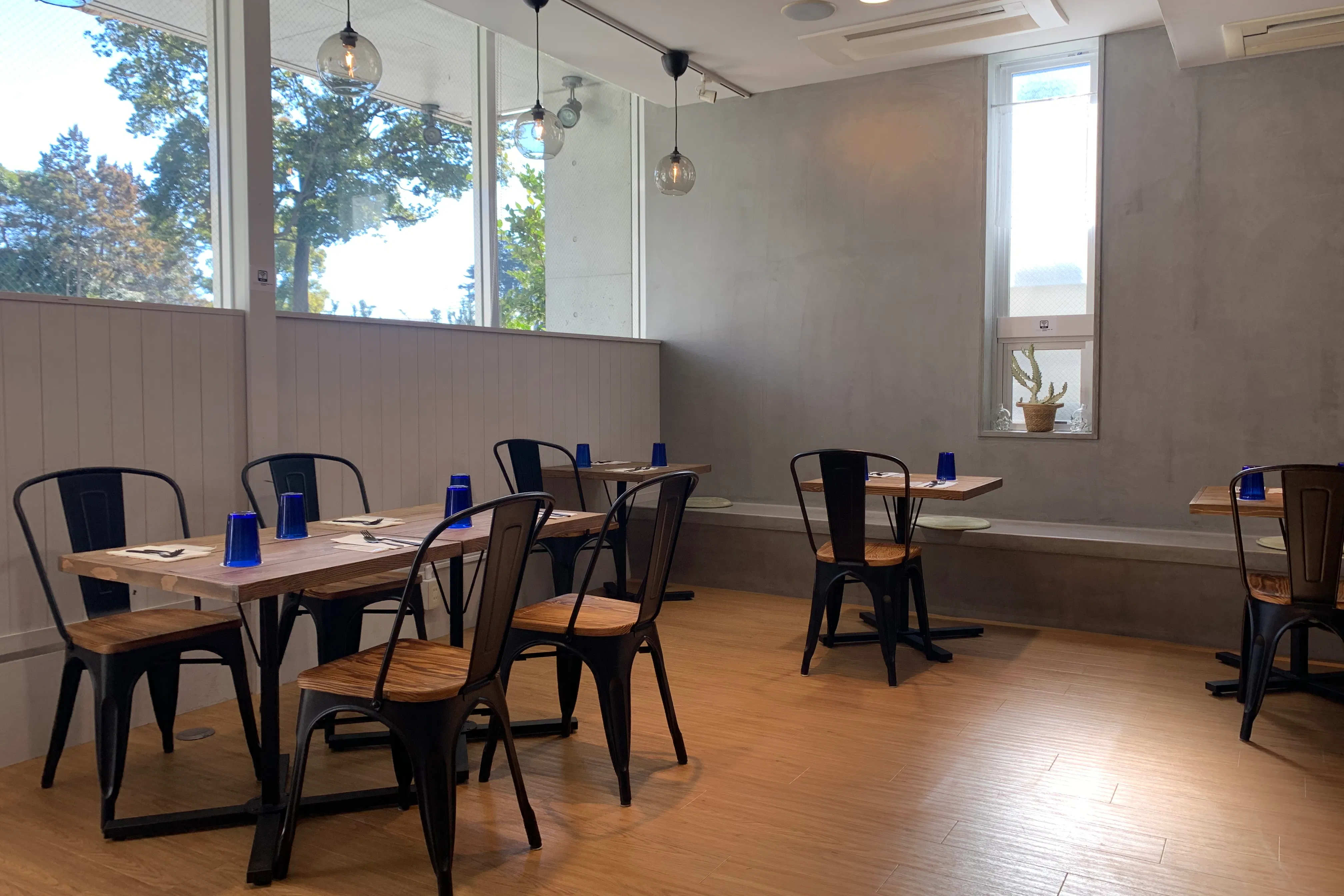 【学芸大学駅12分】ポップアップカフェや撮影に最適なシックなインテリアが特徴的なカフェ風レンタルスペース