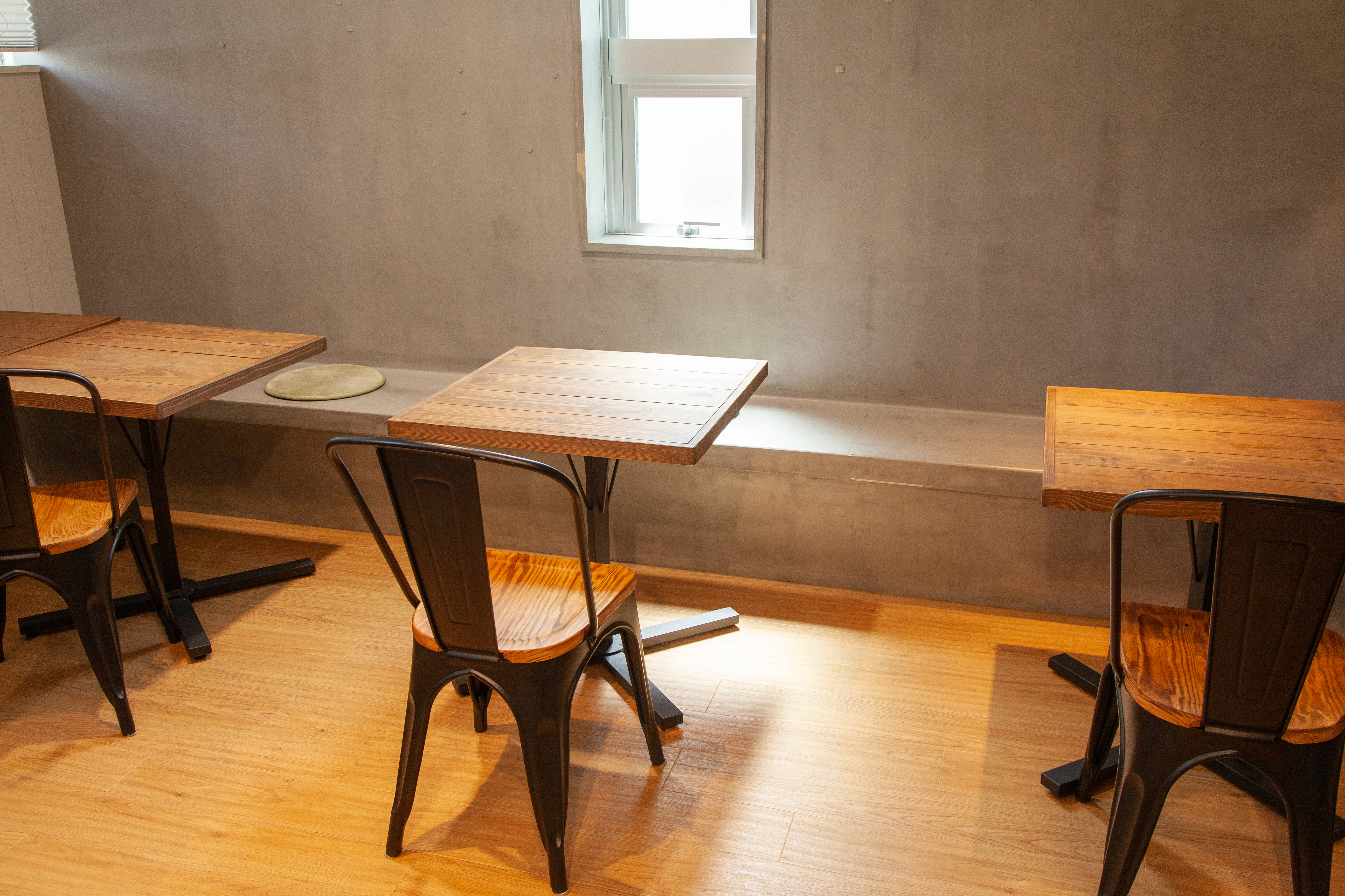 【学芸大学駅12分】ポップアップカフェや撮影に最適なシックなインテリアが特徴的なカフェ風レンタルスペース