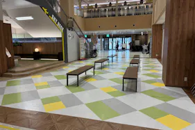 【イオン千歳店】西側広場