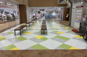 【イオン千歳店】西側広場