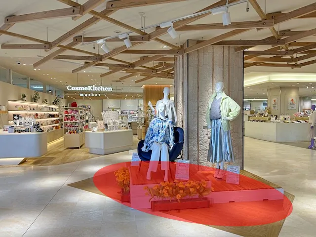 【T-FACE】雑貨等の小規模物販やプロモーションイベントに最適な施設2階入口前にある小規模スペース