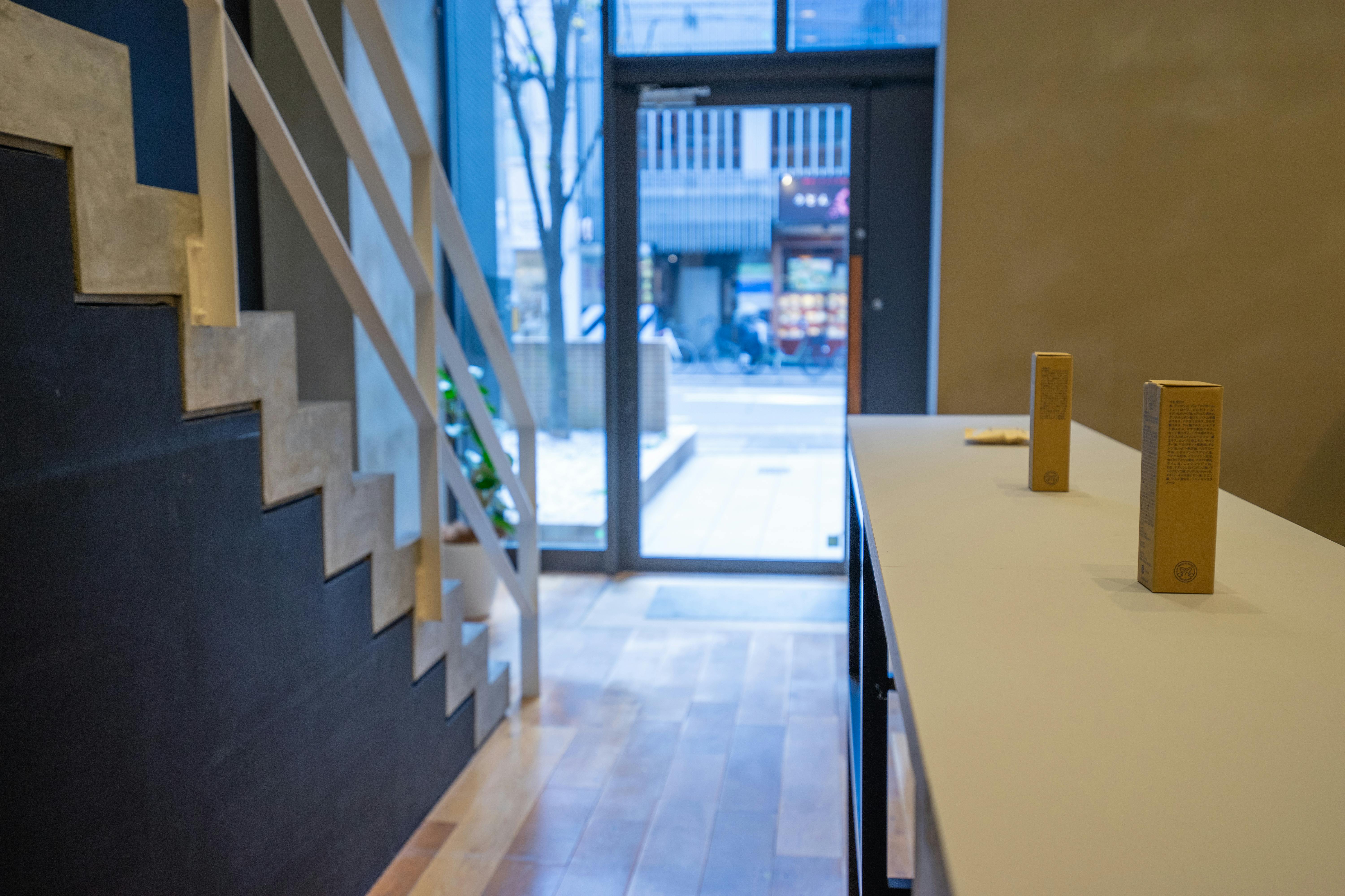 【周年記念価格!!/堀江公園すぐ/アメ村三角公園徒歩5分】路面店/天井高5.5m/ポップアップストアや展示会に!姿見やハンガーラックなど無料貸出什器あり