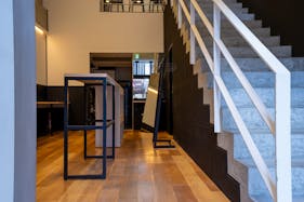 【周年記念価格!!/堀江公園すぐ/アメ村三角公園徒歩5分】路面店/天井高5.5m/ポップアップストアや展示会に!姿見やハンガーラックなど無料貸出什器あり