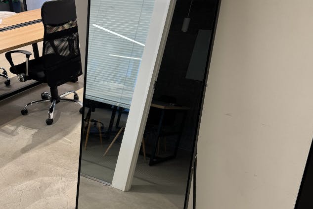 【周年記念価格!!/堀江公園すぐ/アメ村三角公園徒歩5分】路面店/天井高5.5m/ポップアップストアや展示会に!姿見やハンガーラックなど無料貸出什器あり