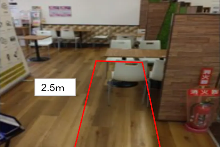 【マックスバリュ白鷹】出入口横 販促プロモーションや物販に最適なスーパー店内催事イベントスペースの画像1