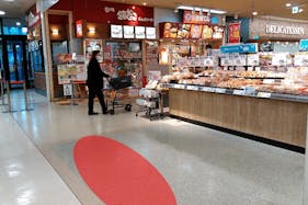 【イオンスタイル御所野】食物販や各種プロモーションイベントに最適な施設東側入口付近にある通行量の多いイベントスペース