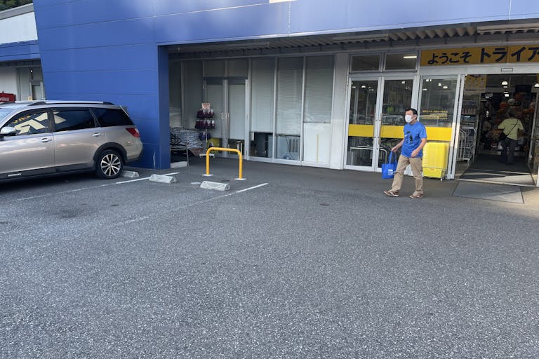 【スーパーセンタートライアル佐世保大和店】キッチンカー(調理営業)出店限定/屋外スペースの画像3