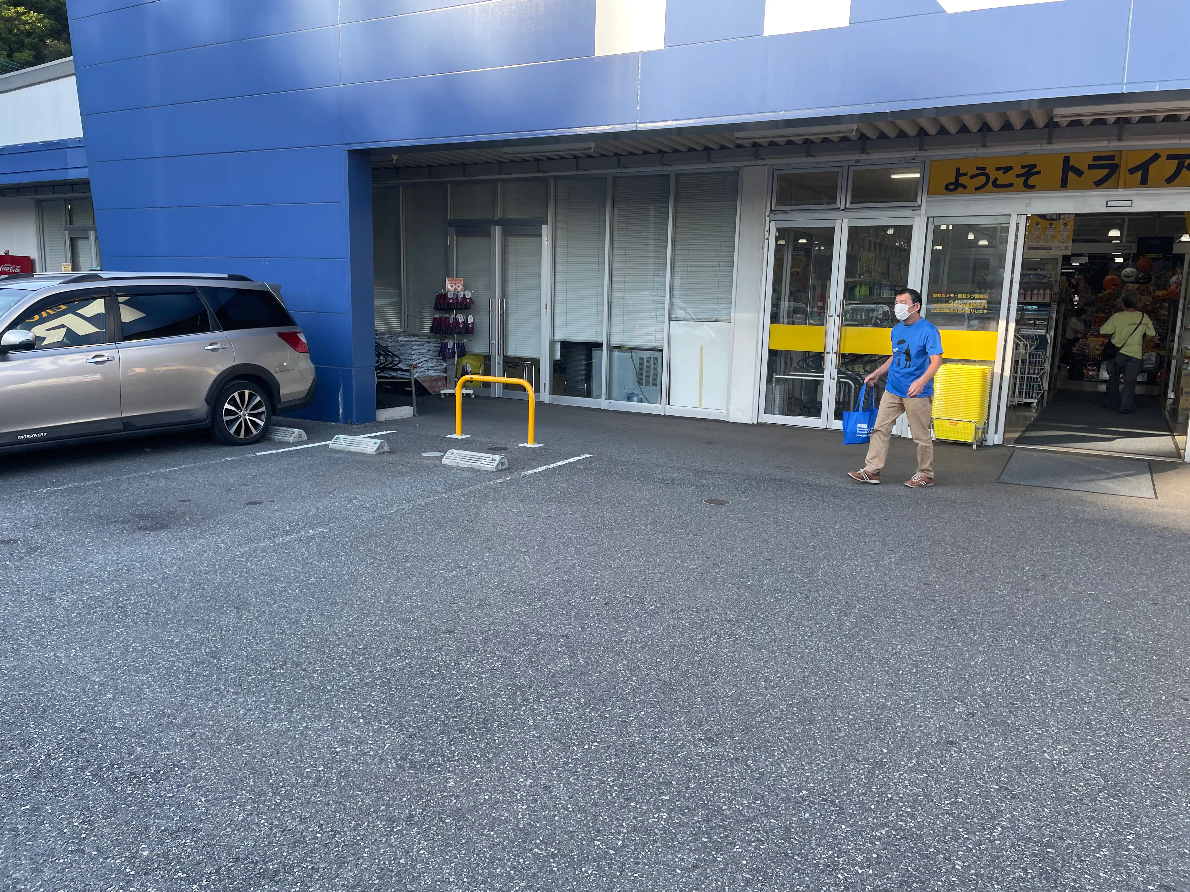 【スーパーセンタートライアル佐世保大和店】キッチンカー(調理営業)出店限定/屋外スペース