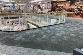 【イオンモール直方】2F 中央北ブリッジ