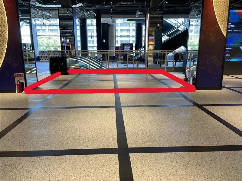 【Bivi二条】PRイベントに利用可能な2階エスカレーター横スペース