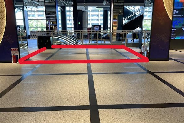 【Bivi二条】PRイベントに利用可能な2階エスカレーター横スペース