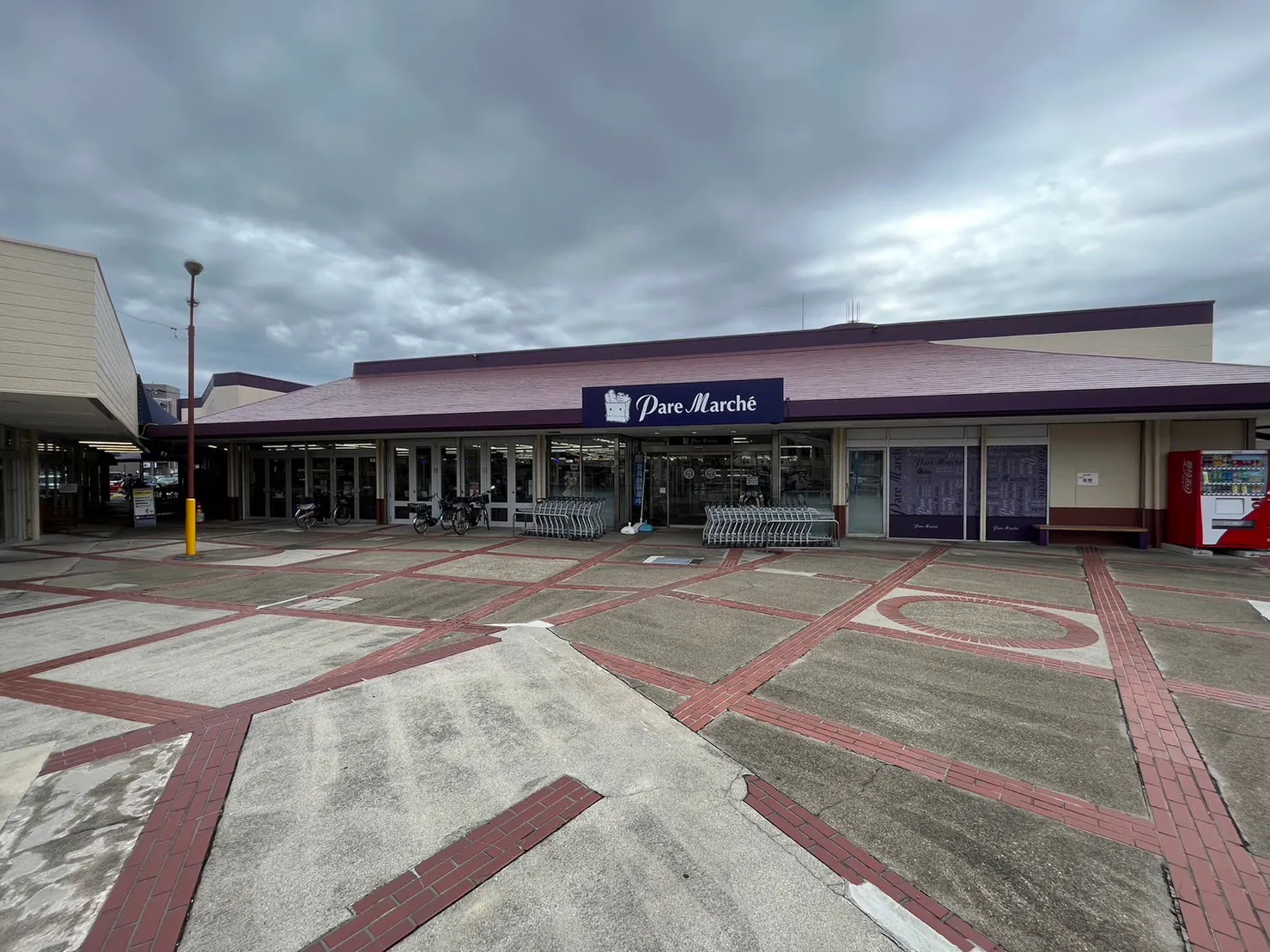 【パレマルシェ西可児】プロモーションに利用可能な駐輪場催事スペース(軒あり)