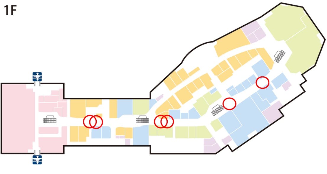 【イオンモール新利府】モール内広告　層間 デジタルサイネージ