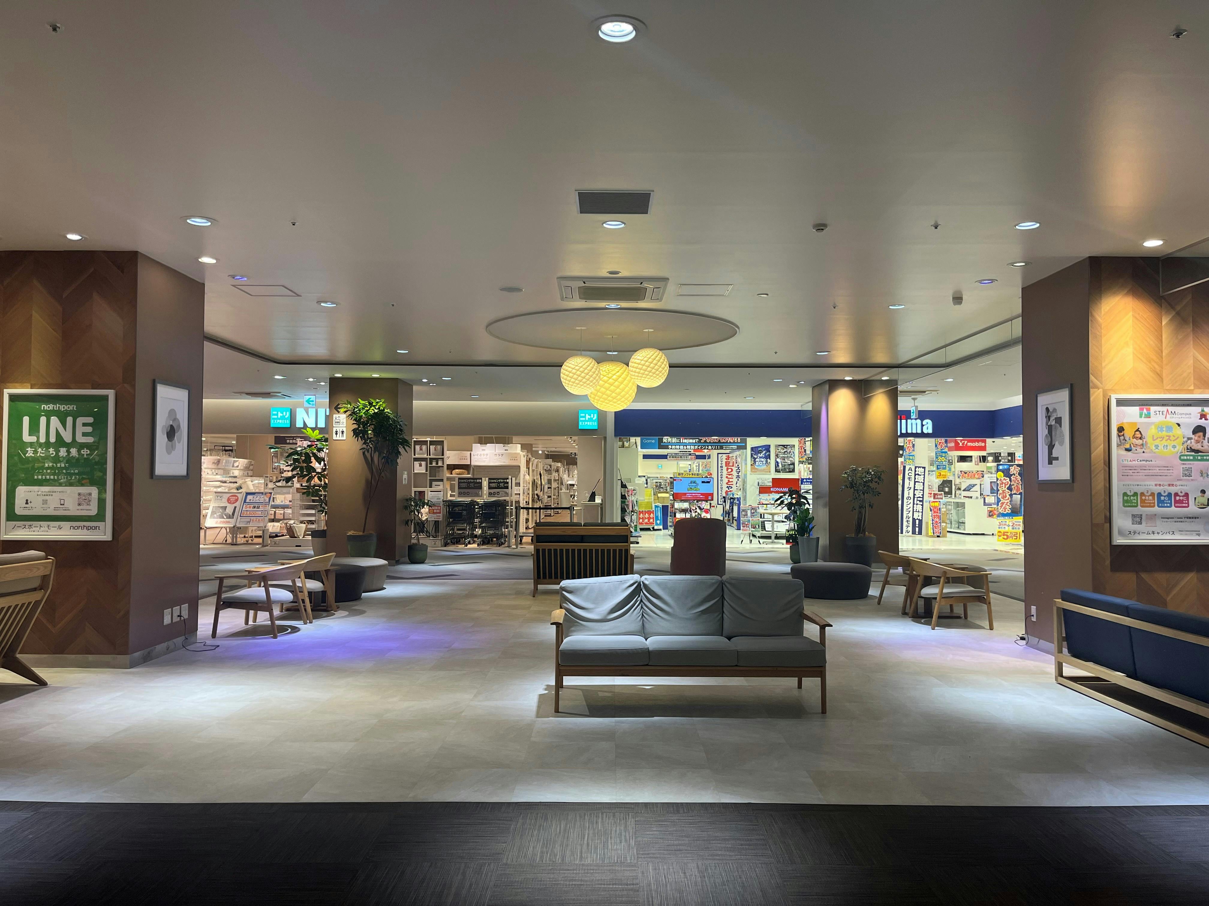 【ノースポート・モール】「4F-1区画(ノジマ前)」ポップアップストアやプロモーションに適したエスカレーター前イベントスペース