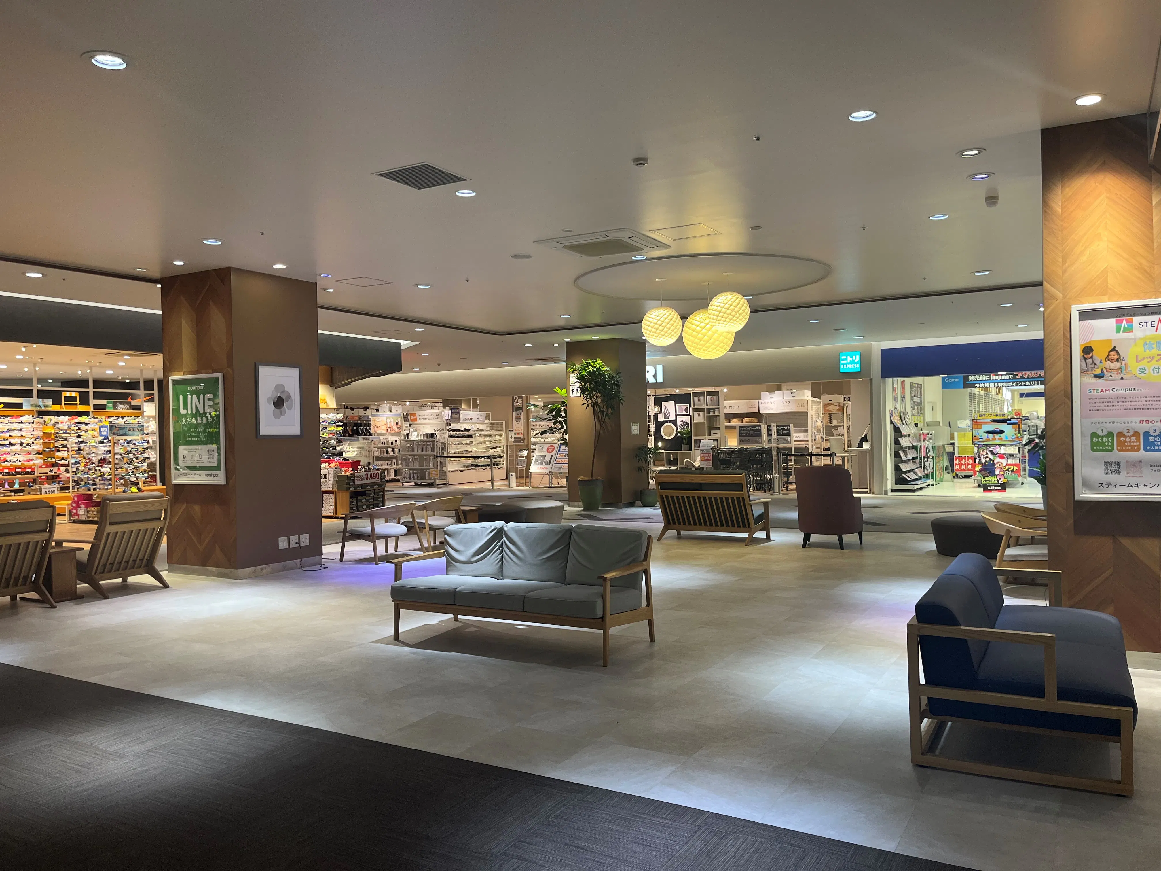 【ノースポート・モール】「4F-1区画(ノジマ前)」ポップアップストアやプロモーションに適したエスカレーター前イベントスペース