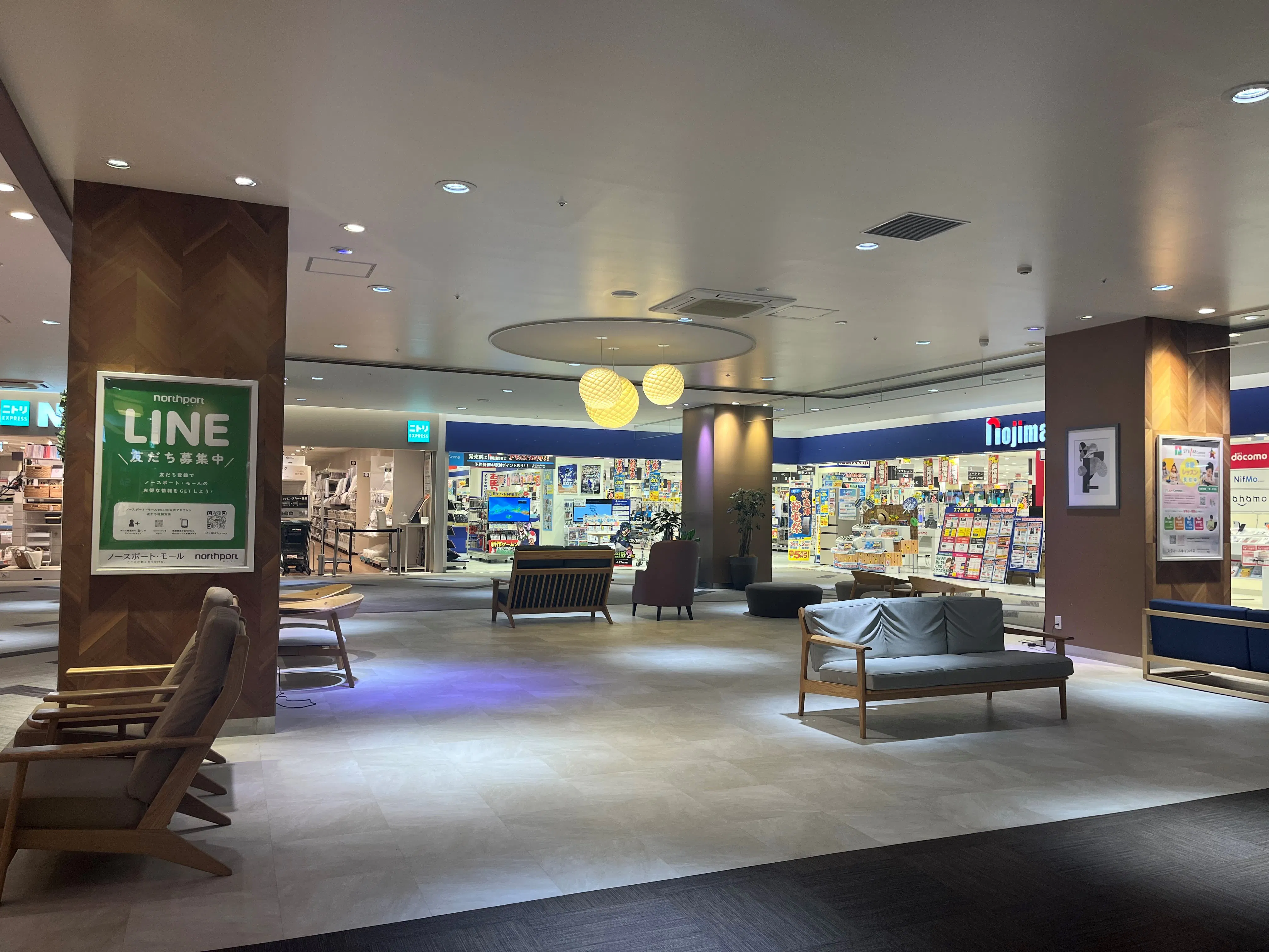 【ノースポート・モール】「4F-1区画(ノジマ前)」ポップアップストアやプロモーションに適したエスカレーター前イベントスペース