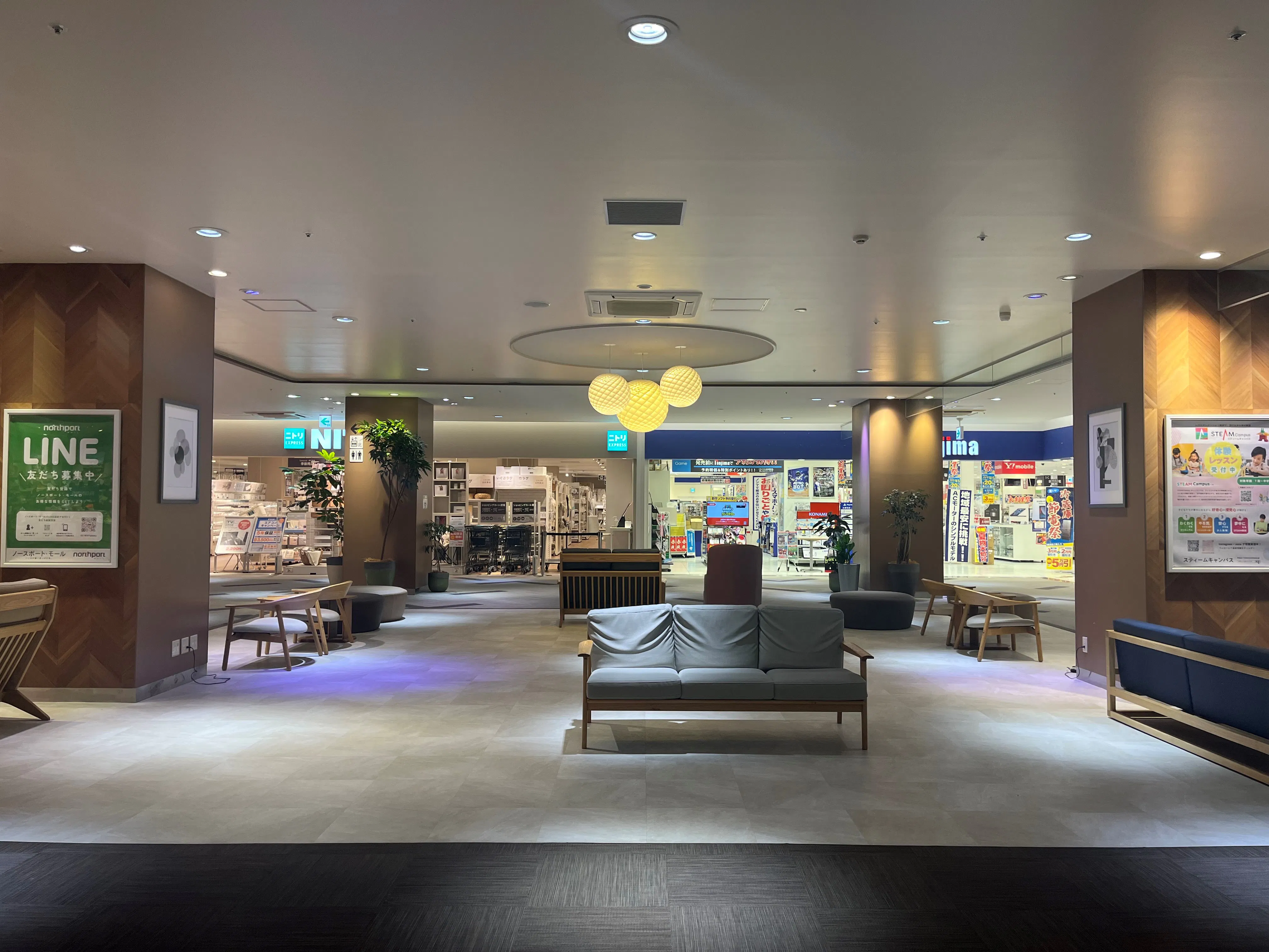 【ノースポート・モール】「4F-1区画(ノジマ前)」ポップアップストアやプロモーションに適したエスカレーター前イベントスペース