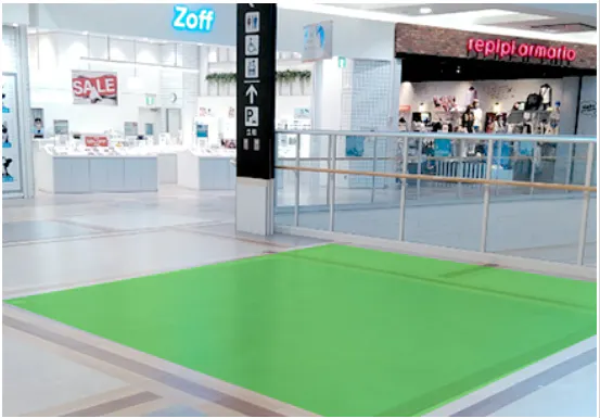 【イオンモール各務原インター*】ゾフ前の画像