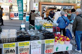 【錦糸町マルイ】1階 店頭 広告・ステージA【物販・食物販・PR】国道14号面した人通りの多い屋外スペース
