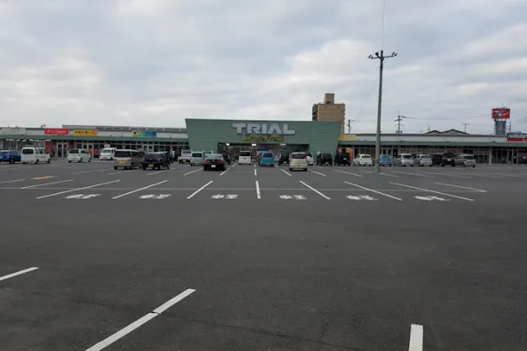 【ドラッグ&フレッシュトライアル上峰店】キッチンカー(調理営業)出店限定/屋外スペース