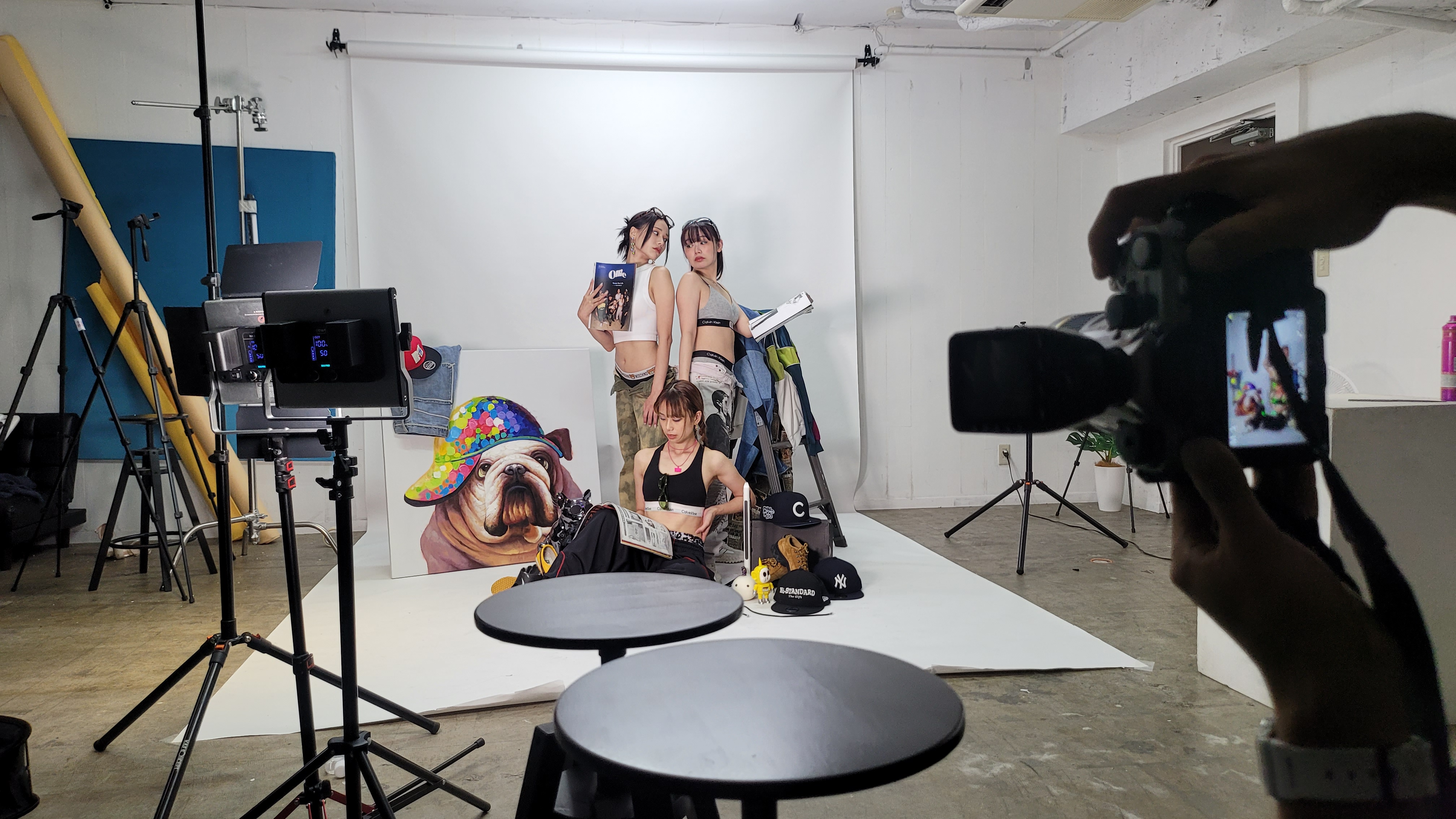 【北参道駅7分】アパレル展示会やポップアップ、撮影用途に最適な白壁と青壁が特徴のイベントスペースの画像6