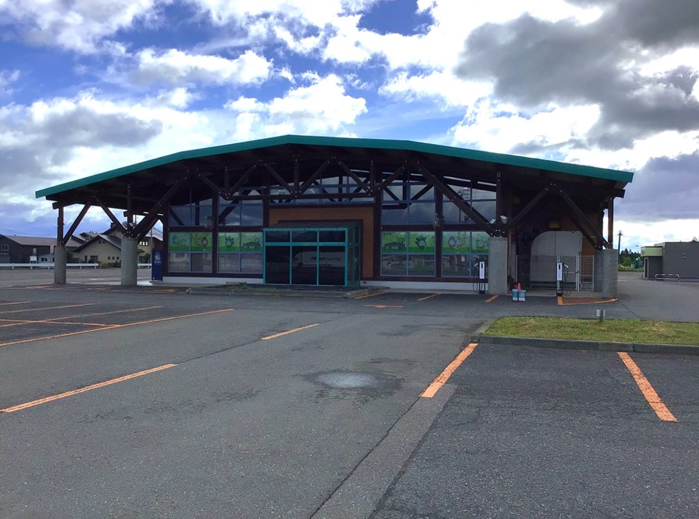 【ダイナム十和田店ゆったり館】キッチンカーに最適なアミューズメント施設のイベントスペース（駐車場）の画像6