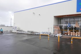 【サンデー柏店】屋外駐車場 キッチンカーの出店に最適なホームセンター内駐車場の屋外イベントスペース