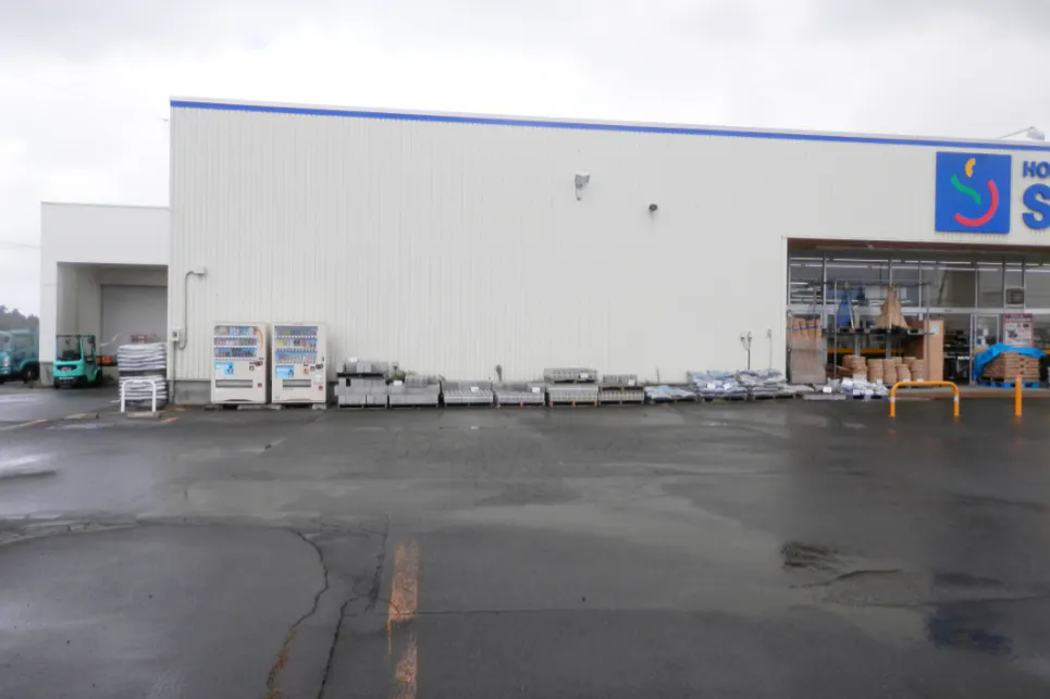 【サンデー柏店】屋外駐車場 キッチンカーの出店に最適なホームセンター内駐車場の屋外イベントスペース