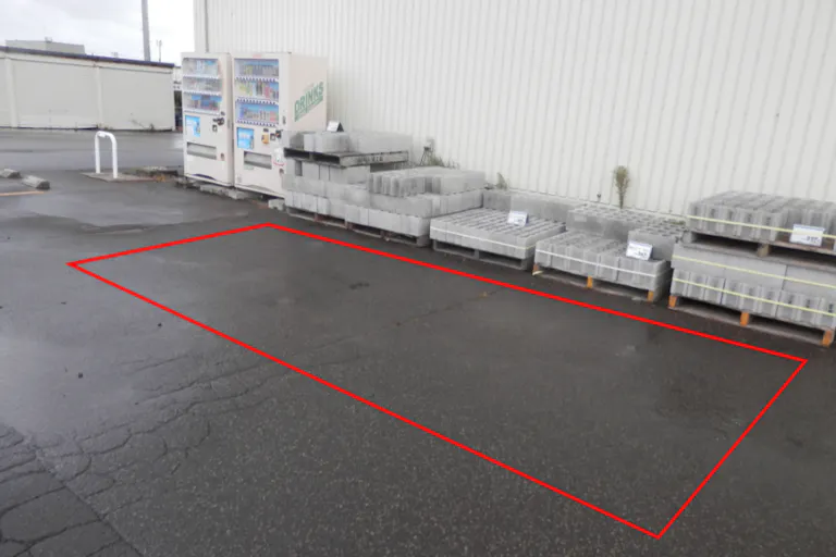 【サンデー柏店】屋外駐車場 キッチンカーの出店に最適なホームセンター内駐車場の屋外イベントスペースの画像1