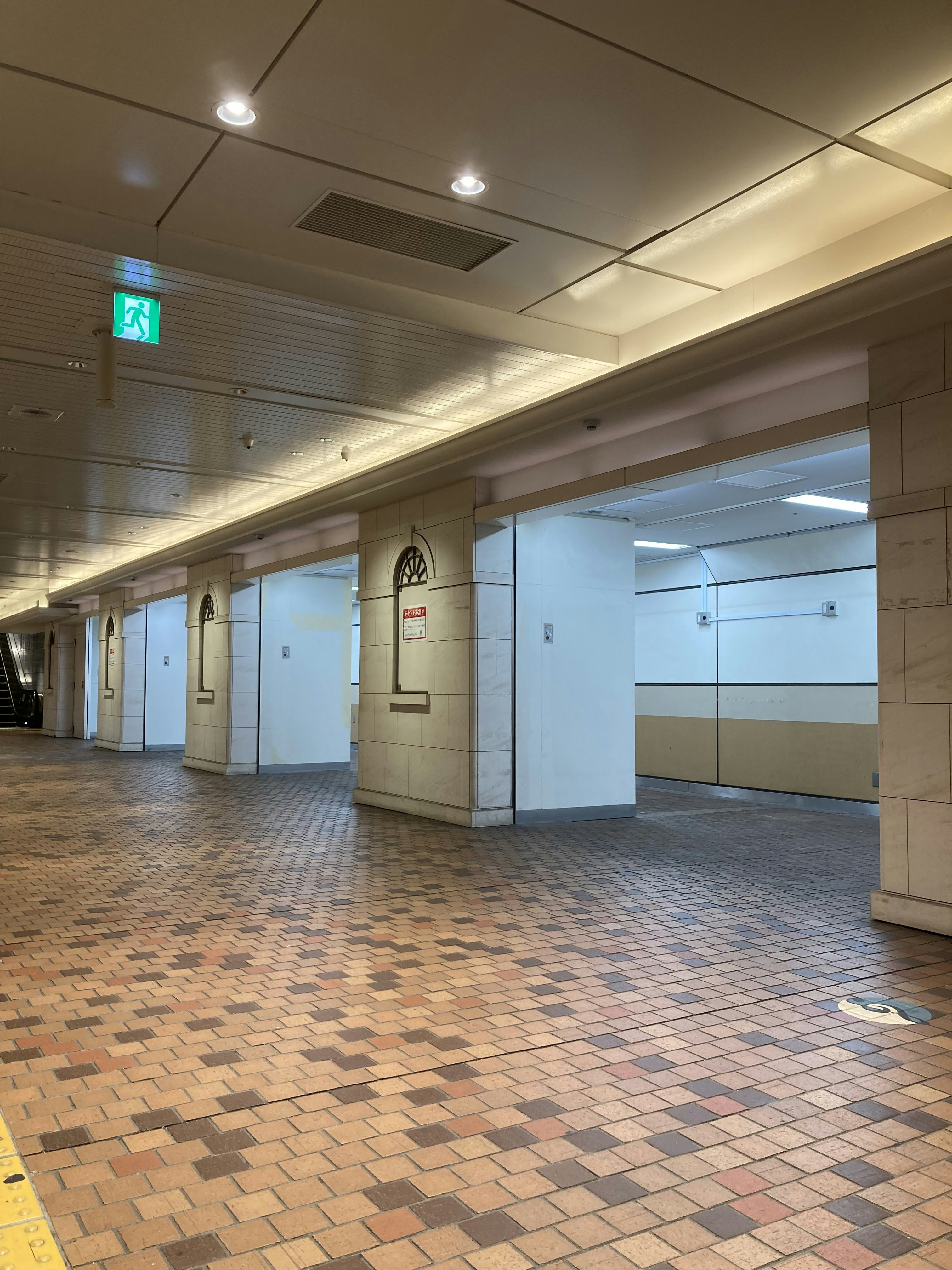 【新神戸駅】食物販やポップアップストアに最適な人流の多い新神戸駅構内のイベントスペース（地下鉄側）