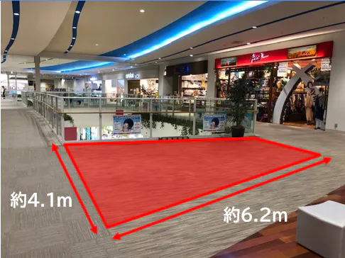 【ららぽーと磐田】2階 西中央共用部②