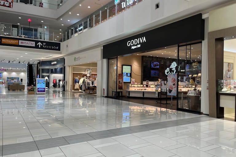 【イオンモール大和郡山】1階ゴディバ前の画像1