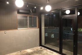 【祐天寺駅8分】ポップアップストアやアパレルの展示会に最適な駒沢通り沿いに面した路面スペース