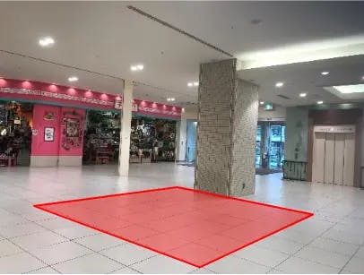 【あべのキューズモール】「⑦1F イトーヨーカドー(IY)前」ポップアップストアやプロモーション用途に適した店舗出入口前のイベントスペースの画像