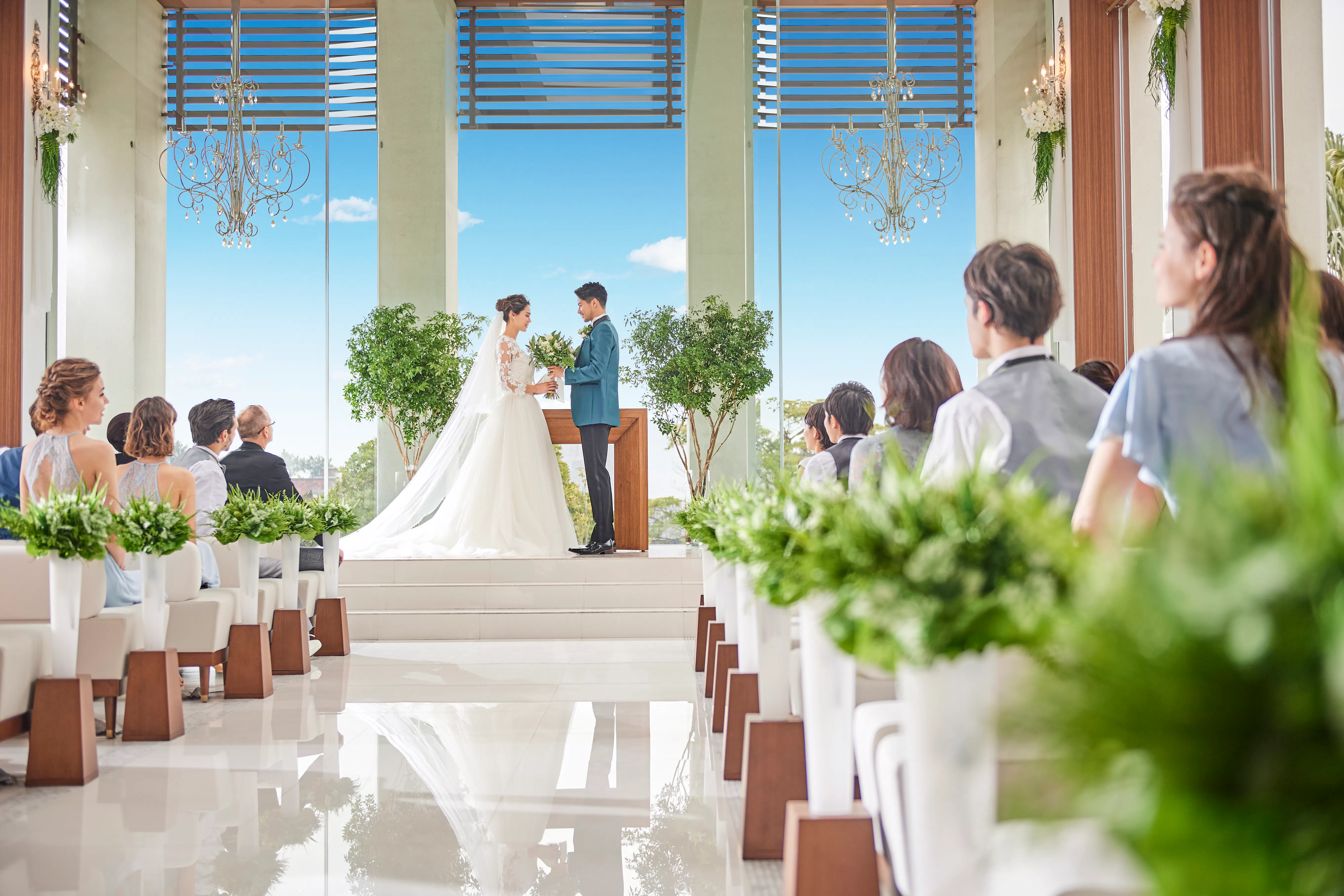 【千葉みなと駅7分】撮影や展示会に適した全面ガラス張りの開放感あるスペース(チャペル)