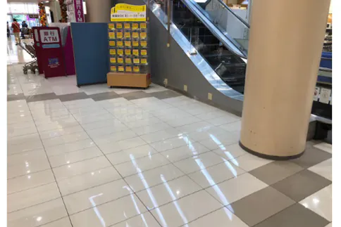 【イオンモール京都五条】1F インフォメーション横