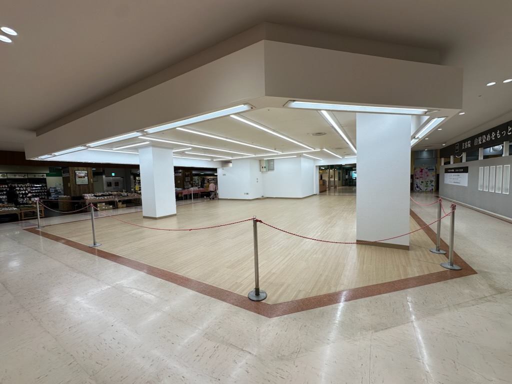 【サプラスクエア サプラ】ポップアップストアに最適！1階フェスタコート近くの大型イベントスペース