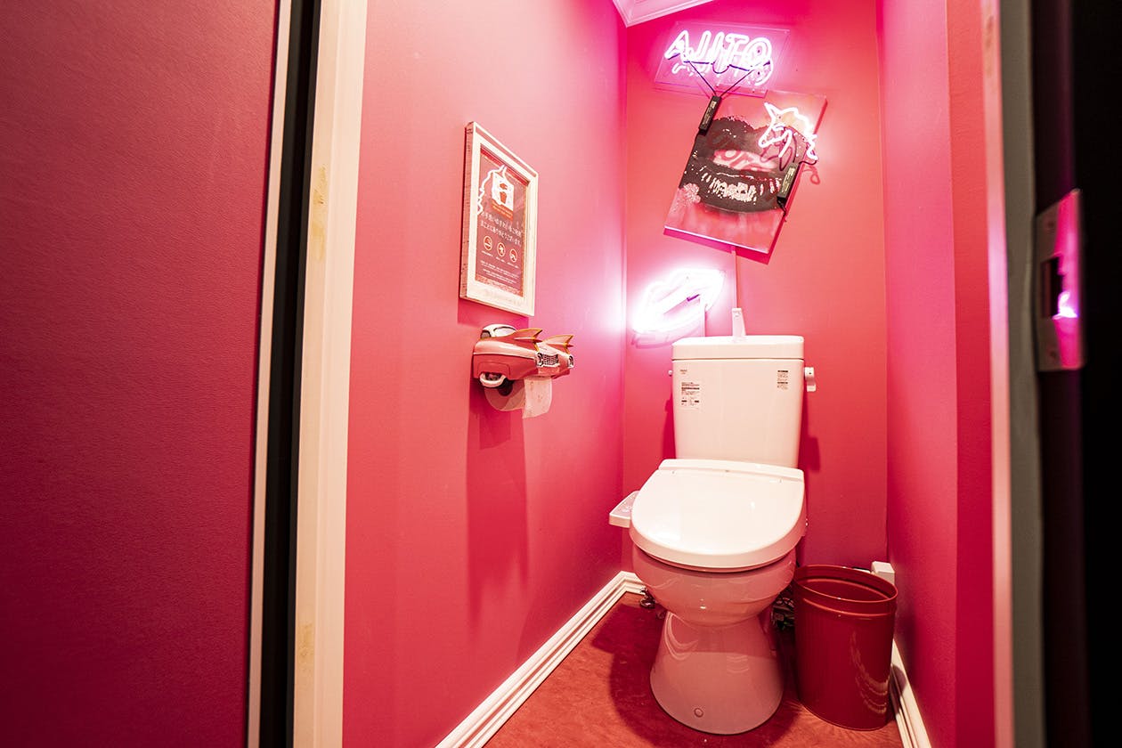 トイレもピンク一式