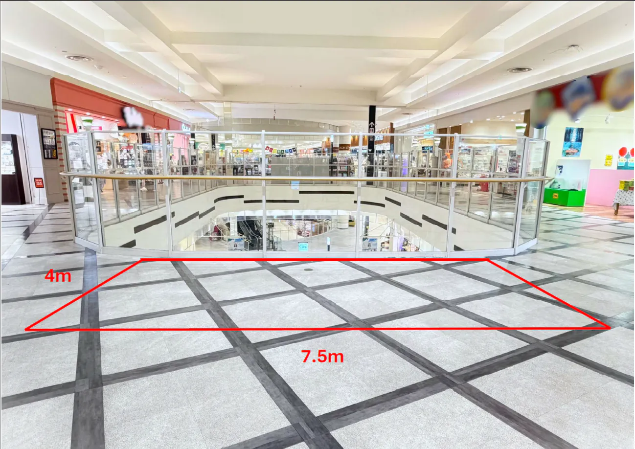【イオンレイクタウンmori*】3F　花の広場北側ブリッジ③の画像