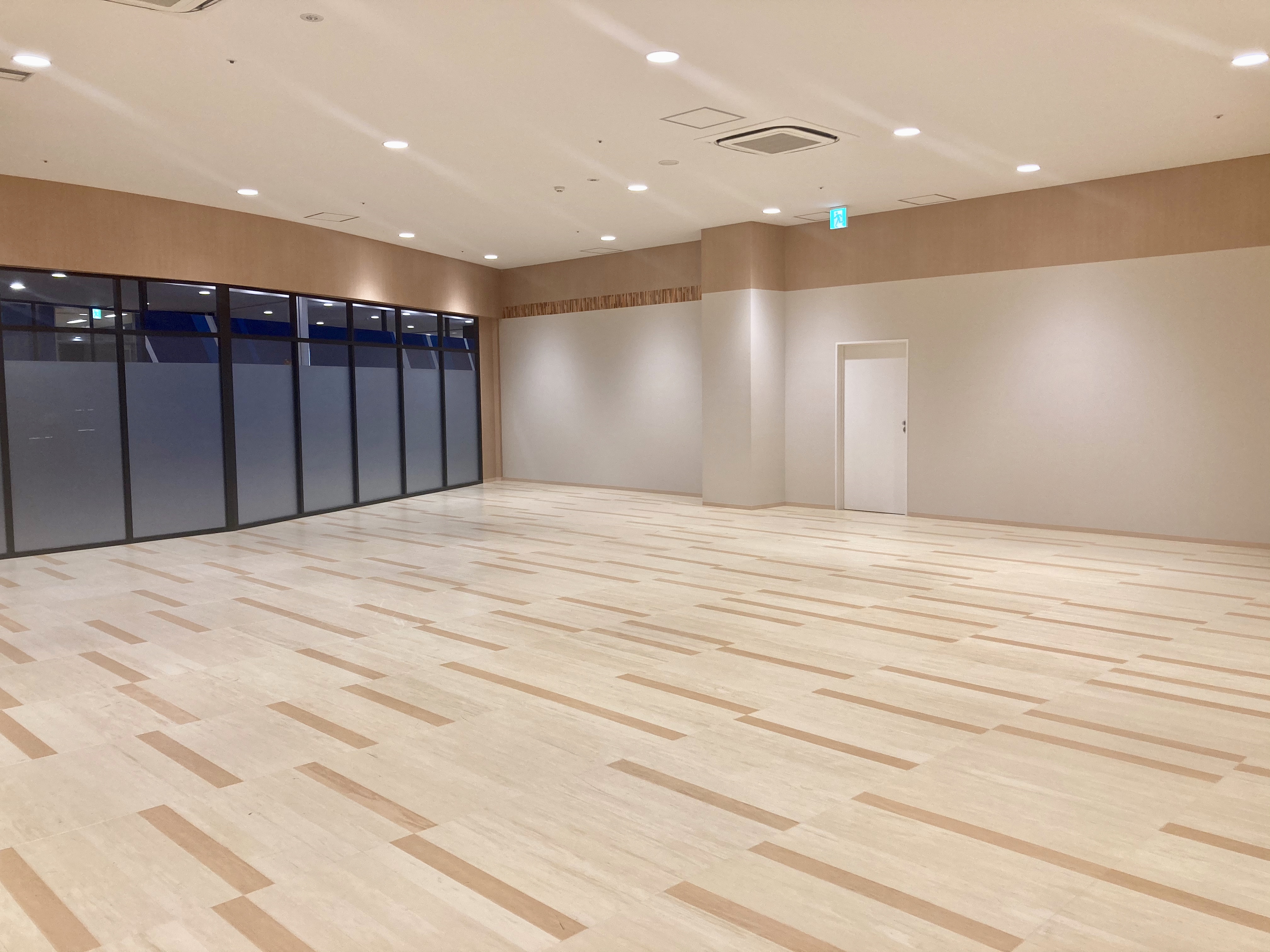 【イオンタウンユーカリが丘】展示イベントに利用可能、東館3Fの広々としたスペース の画像6