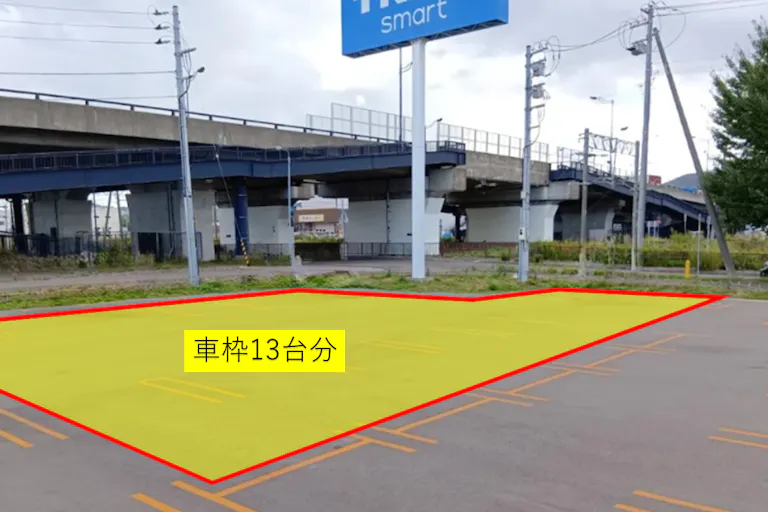 貸出スペース:駐車場_看板下