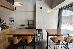 【心斎橋駅/長堀橋駅3分】ポップアップストア開催や展示会に最適な白を基調とした吹き抜けのモダン空間を演出できる路面店スペース※キャンペーン割引あり